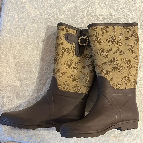 ☔Apple Bottoms Rain Boots☔ size 8 - Picture 1 of 14